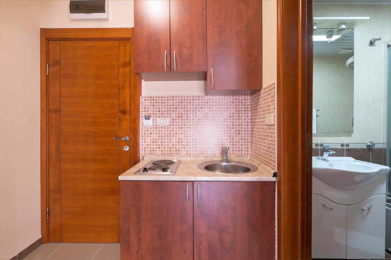 Apartmani Salus بودفا المظهر الخارجي الصورة