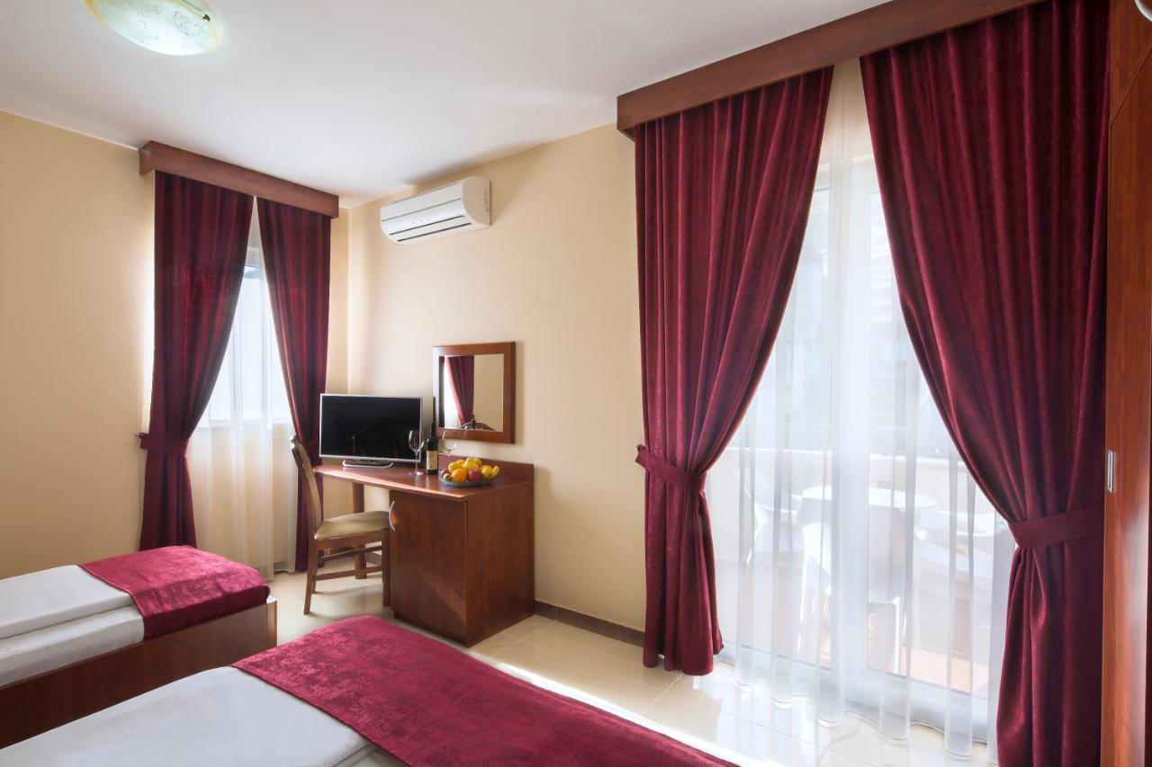 Apartmani Salus بودفا المظهر الخارجي الصورة