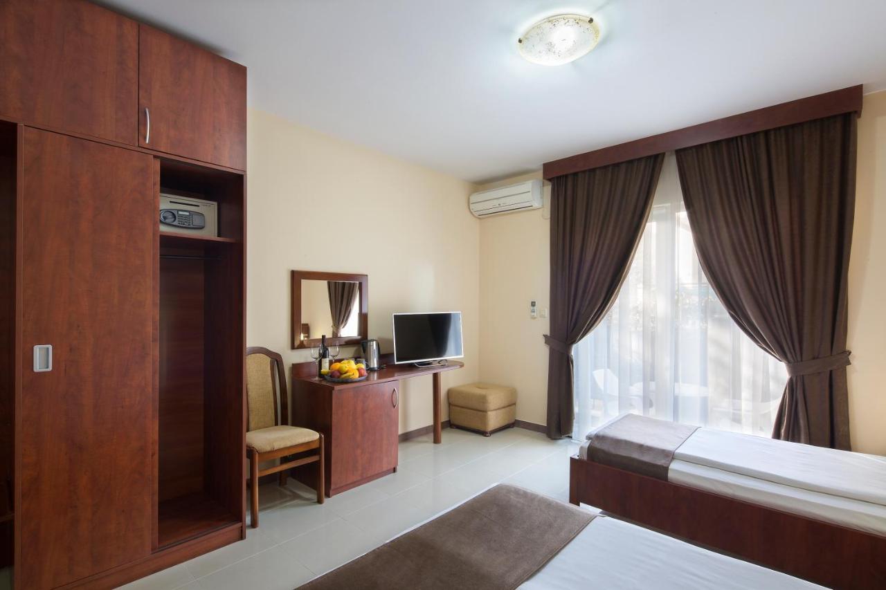 Apartmani Salus بودفا المظهر الخارجي الصورة