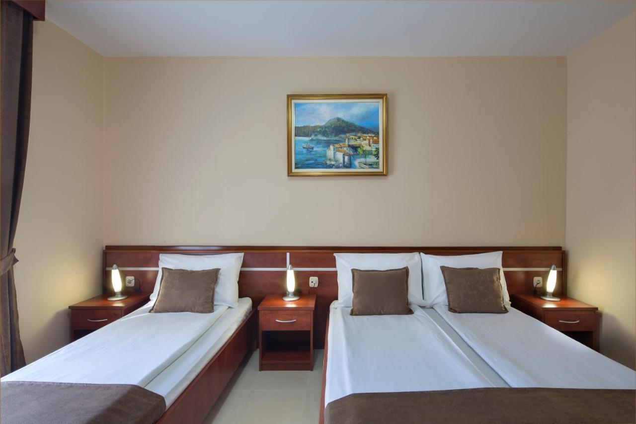 Apartmani Salus بودفا المظهر الخارجي الصورة