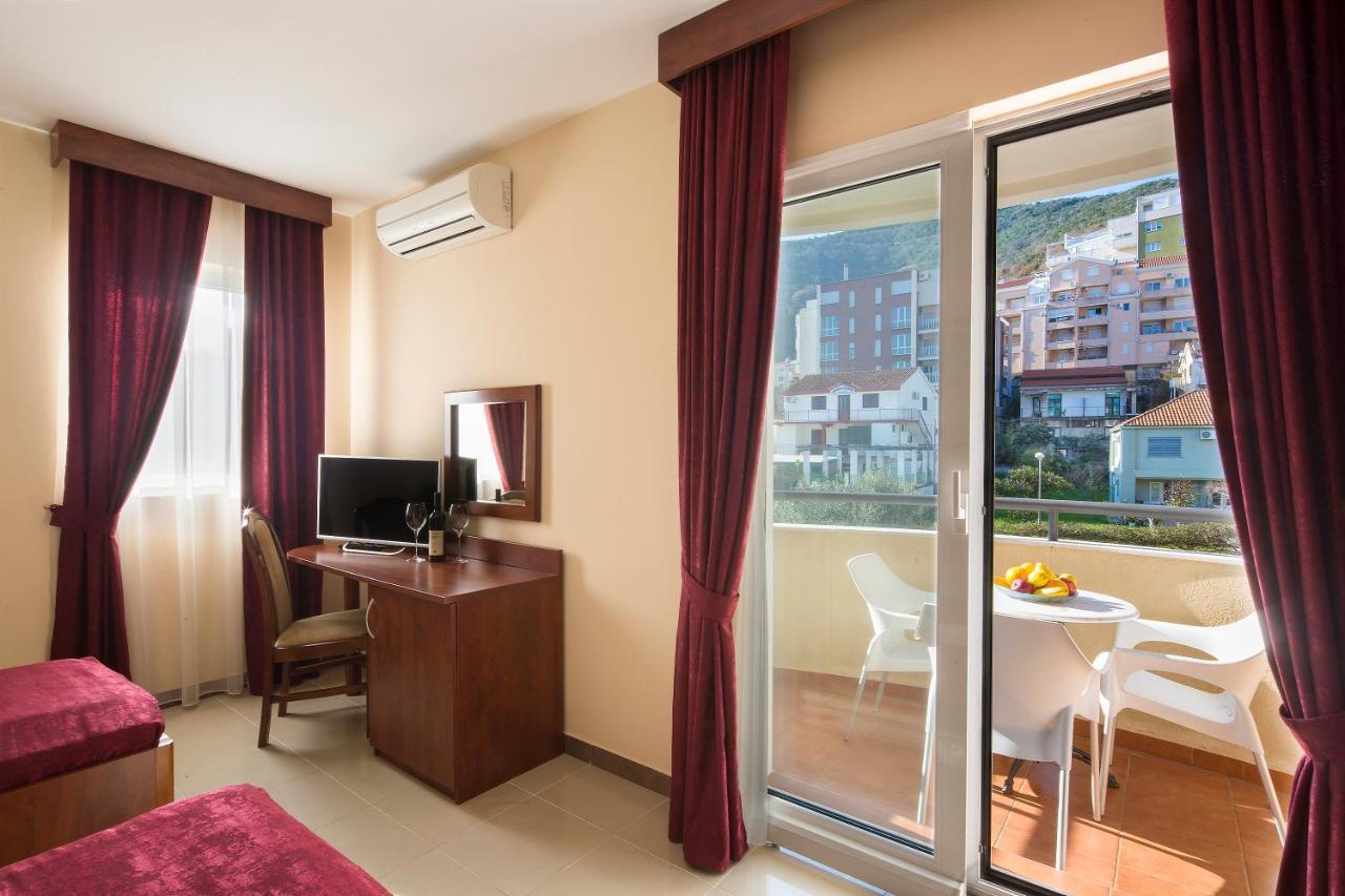 Apartmani Salus بودفا المظهر الخارجي الصورة