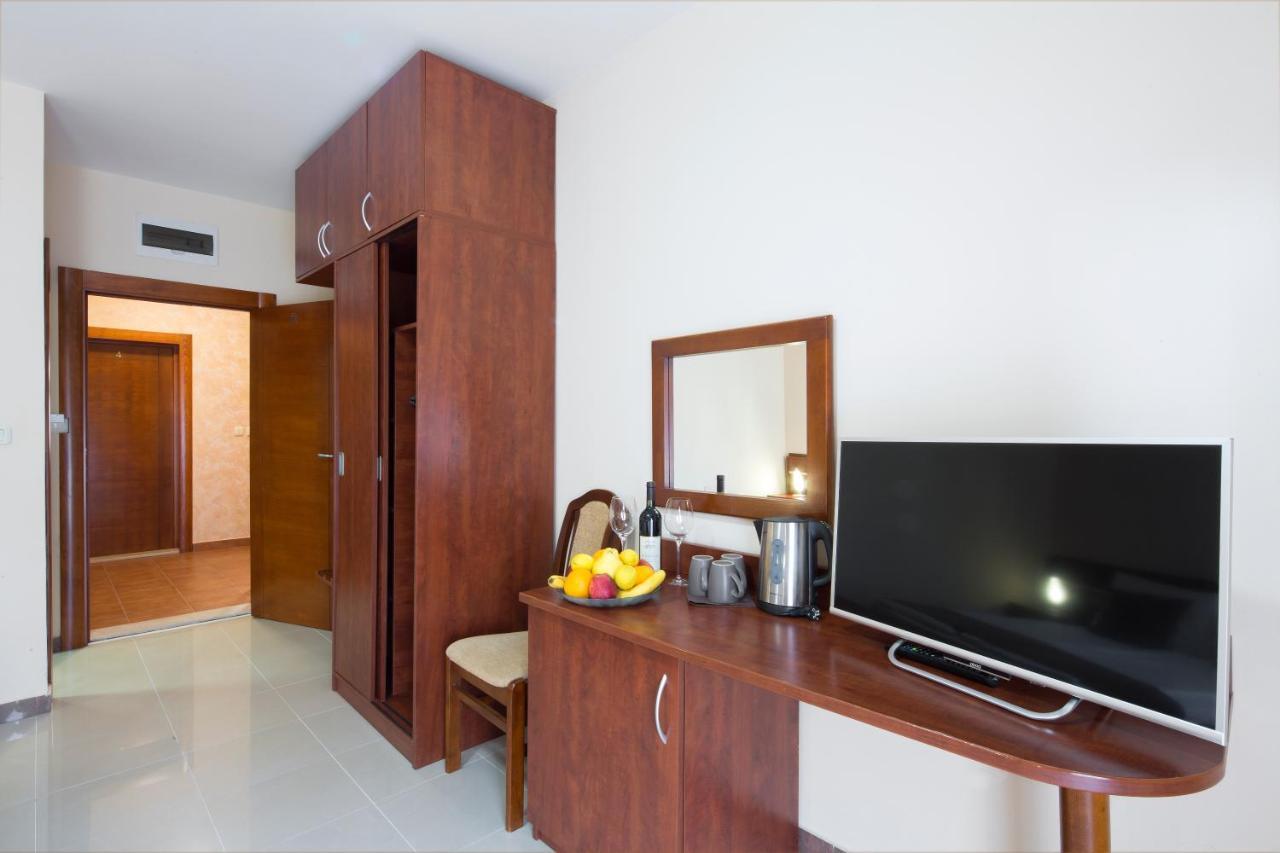 Apartmani Salus بودفا المظهر الخارجي الصورة