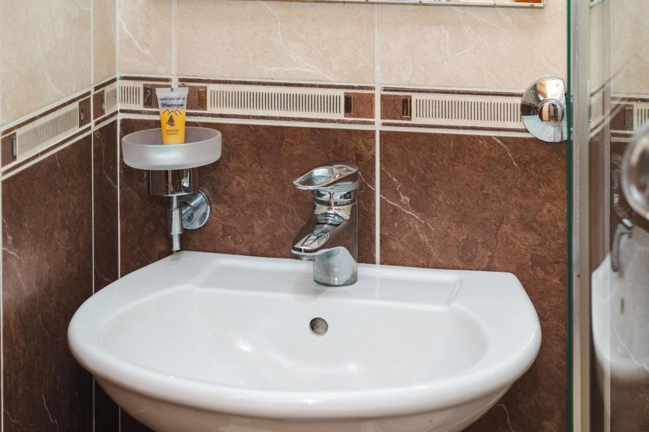 Apartmani Salus بودفا المظهر الخارجي الصورة