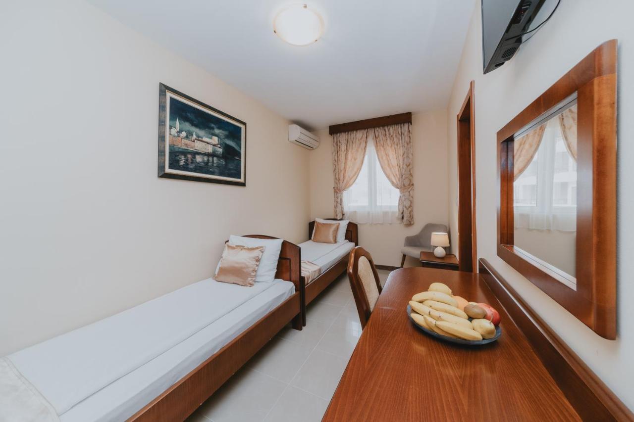 Apartmani Salus بودفا المظهر الخارجي الصورة